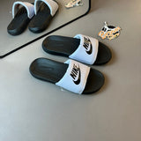 CHINELO NIKE VICTORI ONE - BRANCO