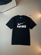 CAMISETA NIKE HYVERSE
