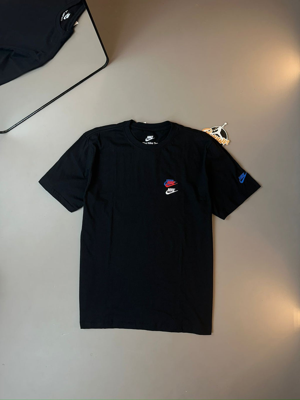CAMISETA NIKE SPORTSWEAR MULTNIKE