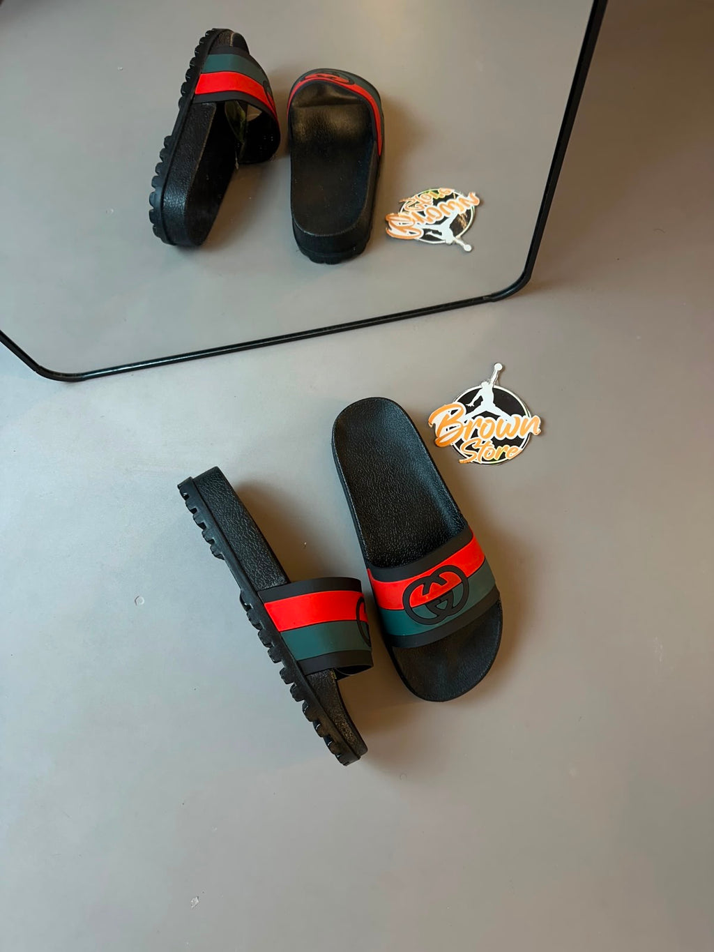 CHINELO GUCCI CG