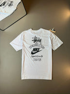CAMISETA NIKE X STUSSY