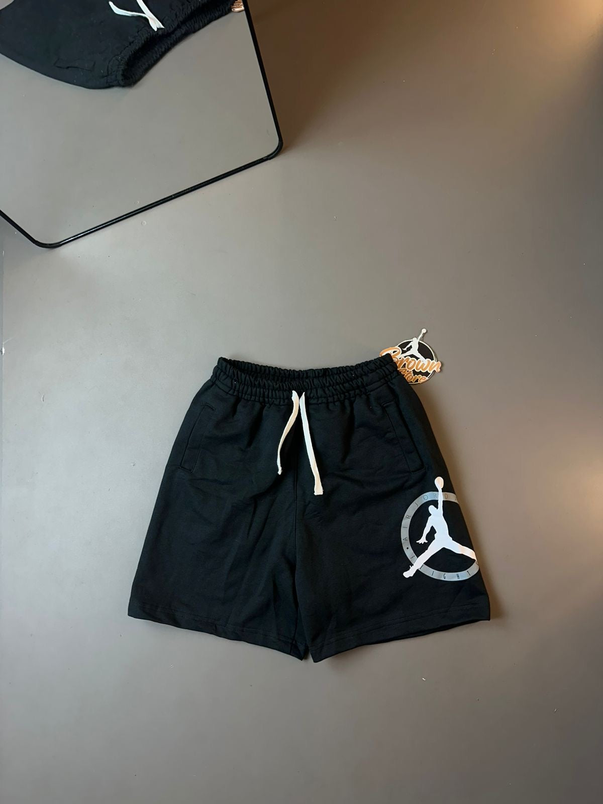 BERMA MOLETOM JORDAN FLIGHT-PRETA