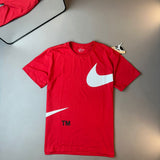 CAMISETA NIKE BIG SWOOSH TM