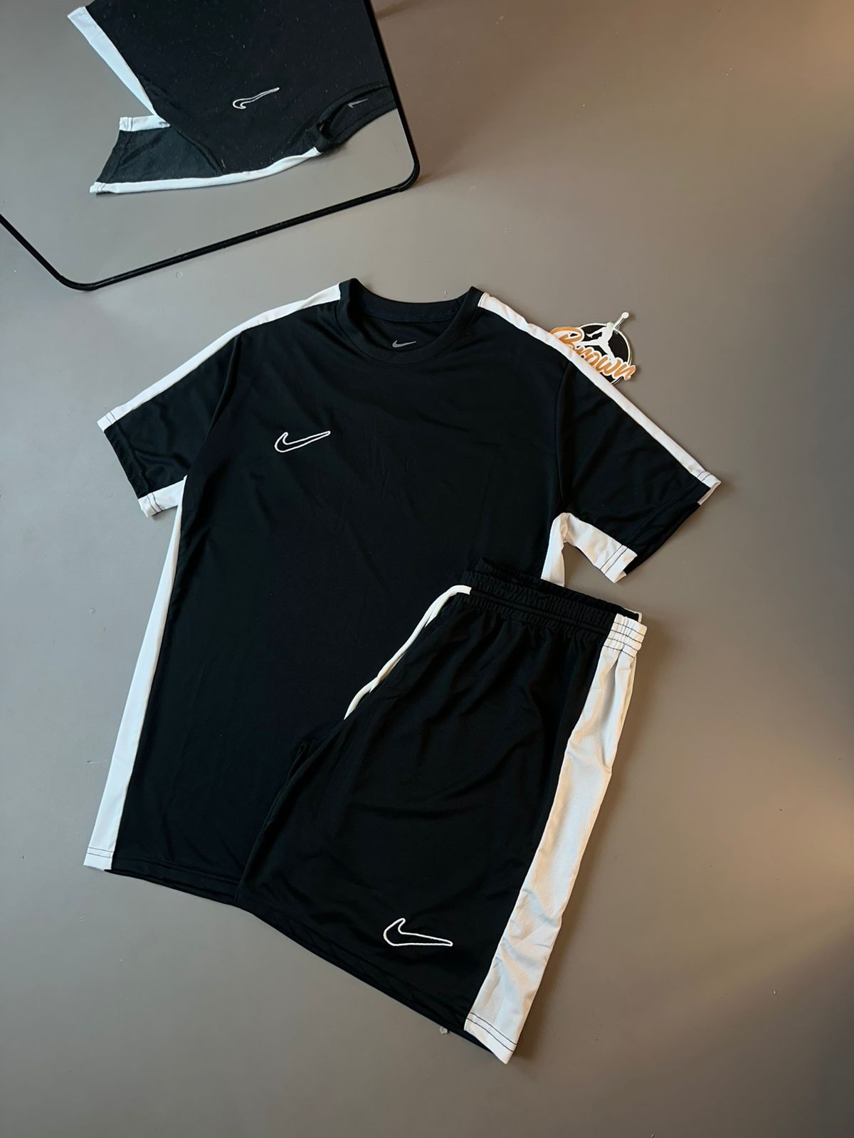 CONJUNTO DRY FIT ACADEMY NIKE