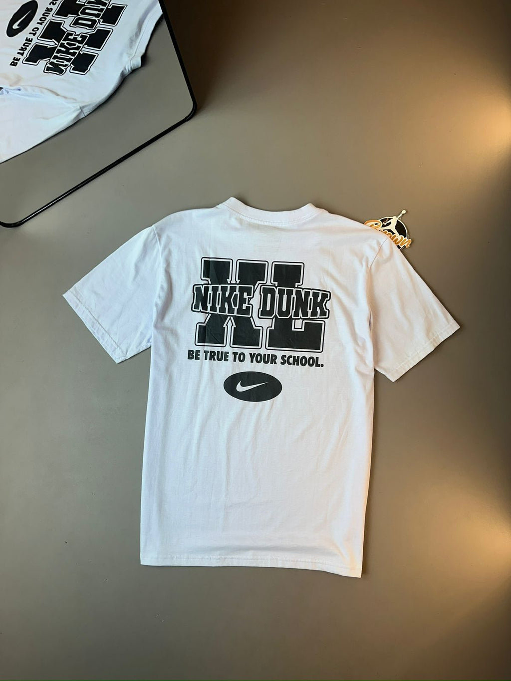 CAMISETA NIKE DUNK SCHOOL