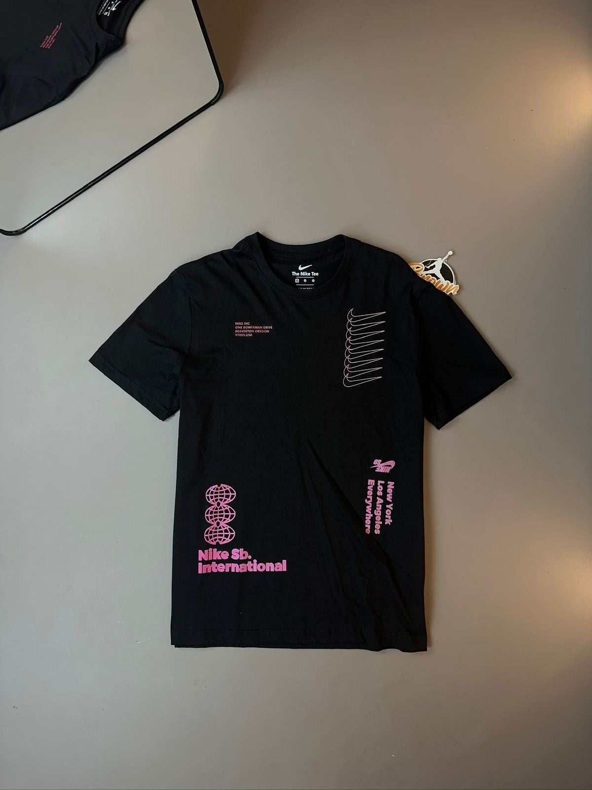 CAMISETA NIKE SB INTERNACIONAL