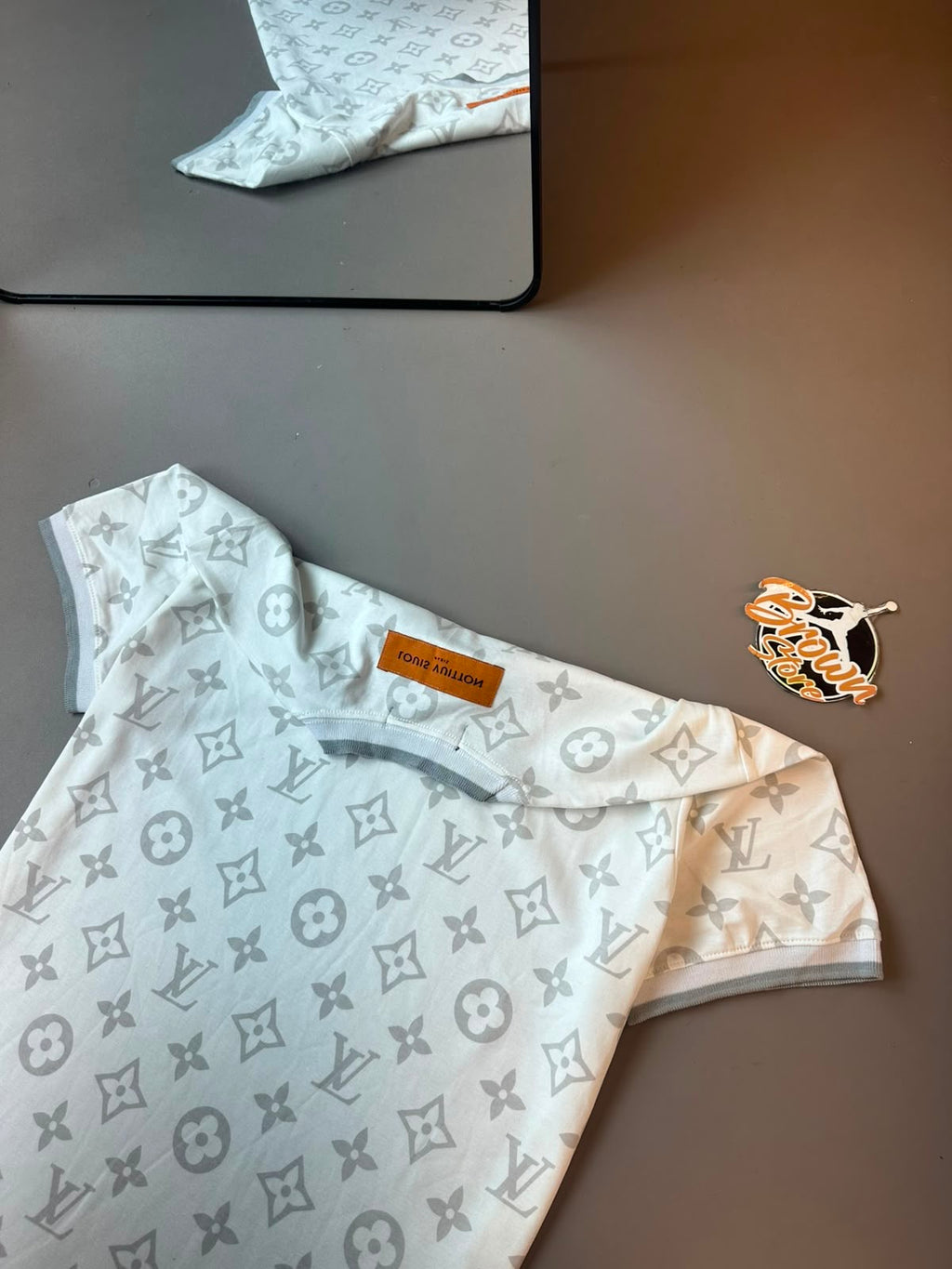 CAMISETA LV REVELO