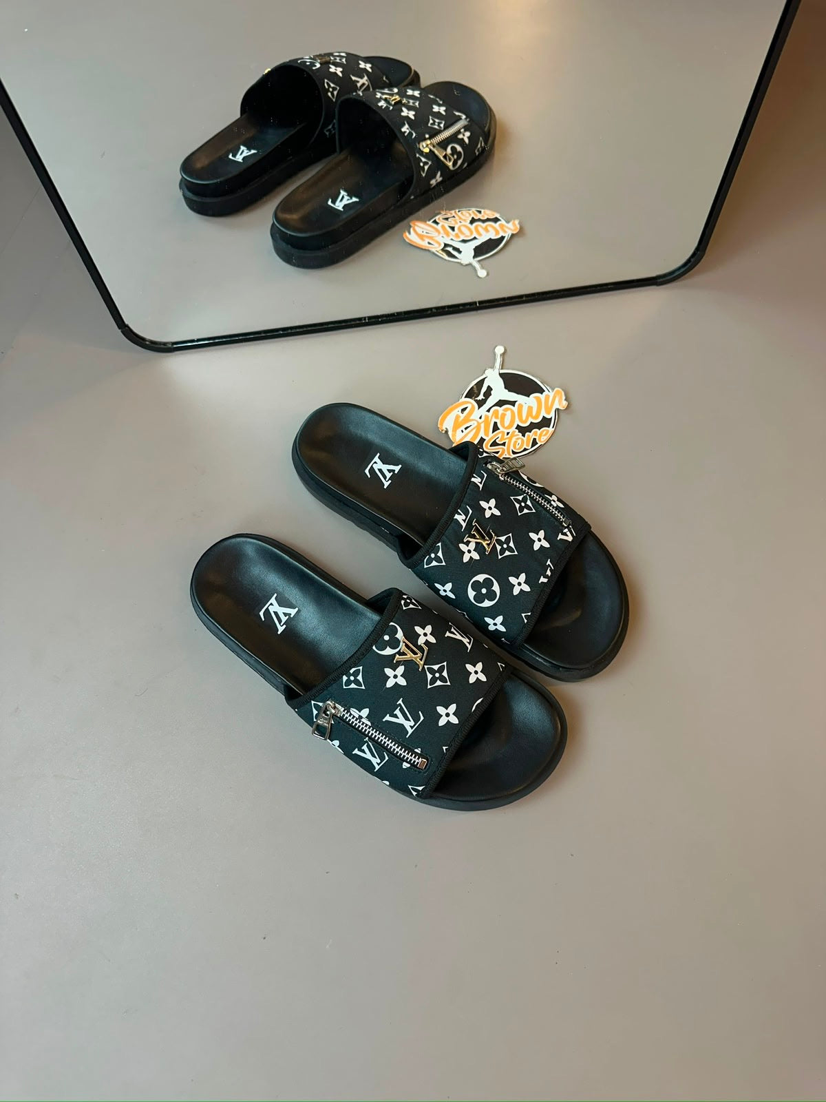 CHINELO LV SLIDE