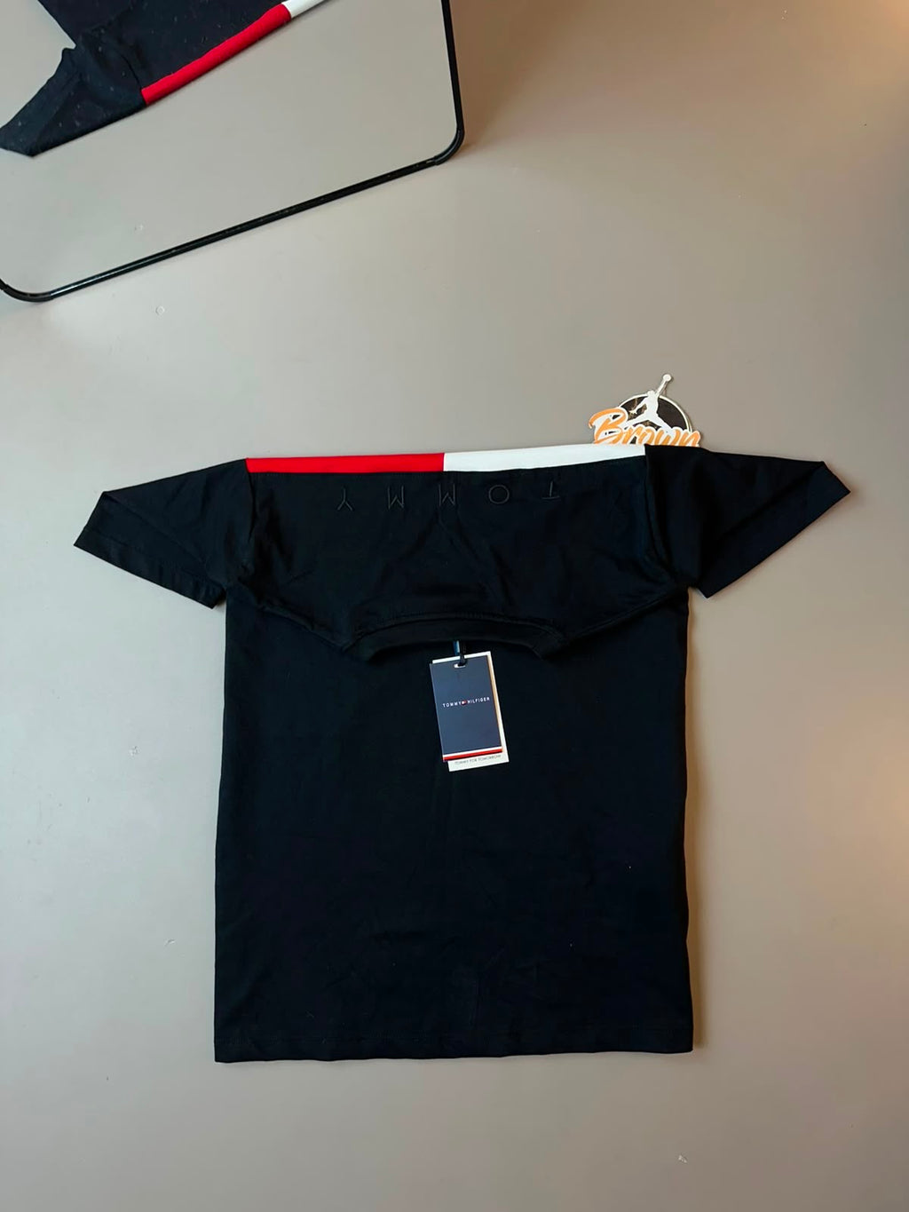 CAMISETA TOMMY HILFIGER DUPLA
