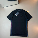 CAMISETA TOMMY FAIXA LATERAL PRETA