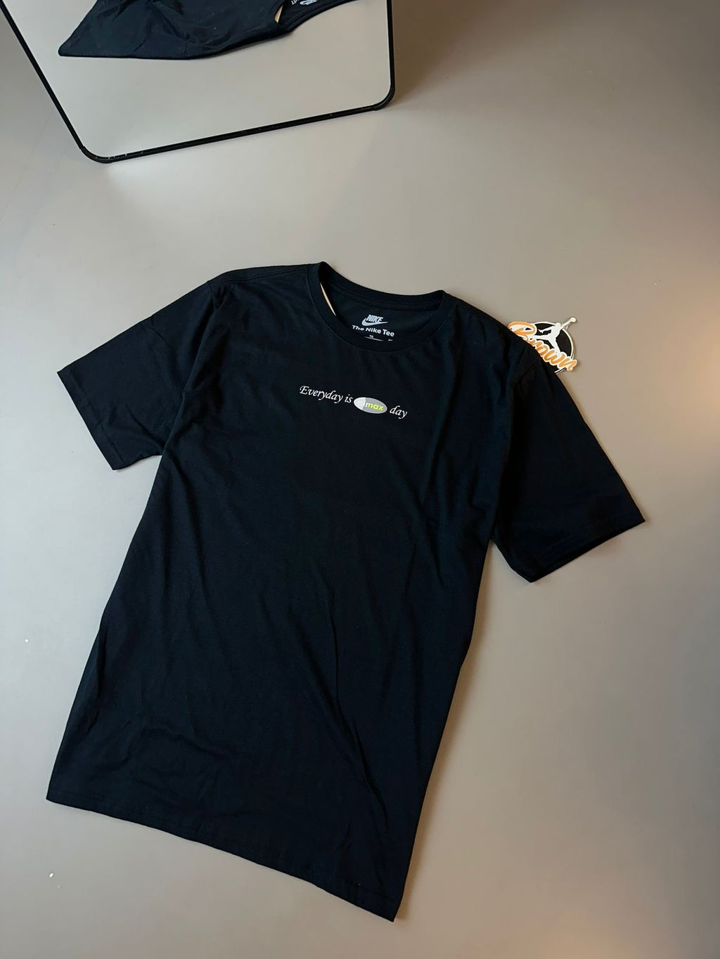 CAMISETA NIKE AIR MAX DAY