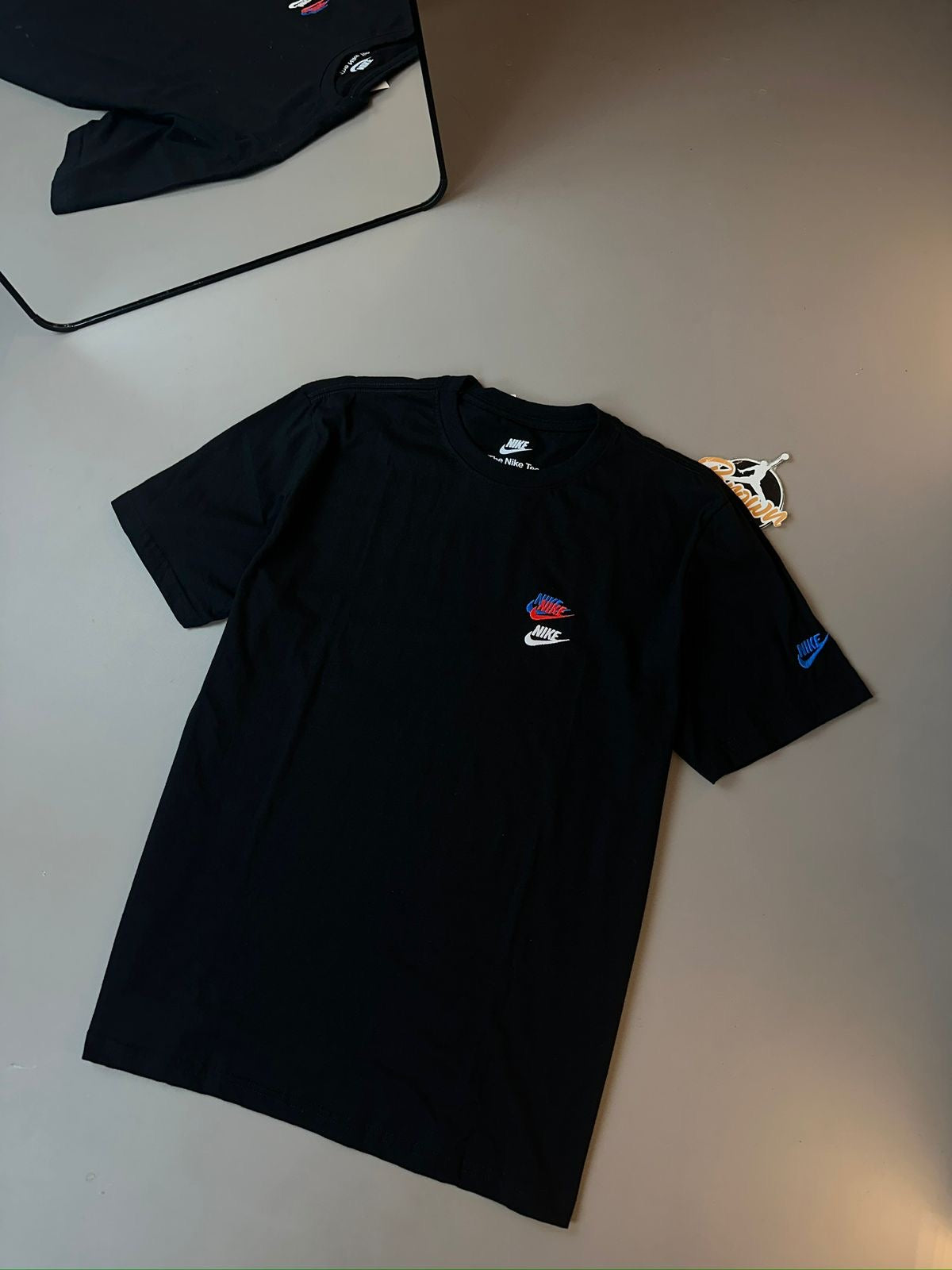 CAMISETA MULT NIKE SWOOSH