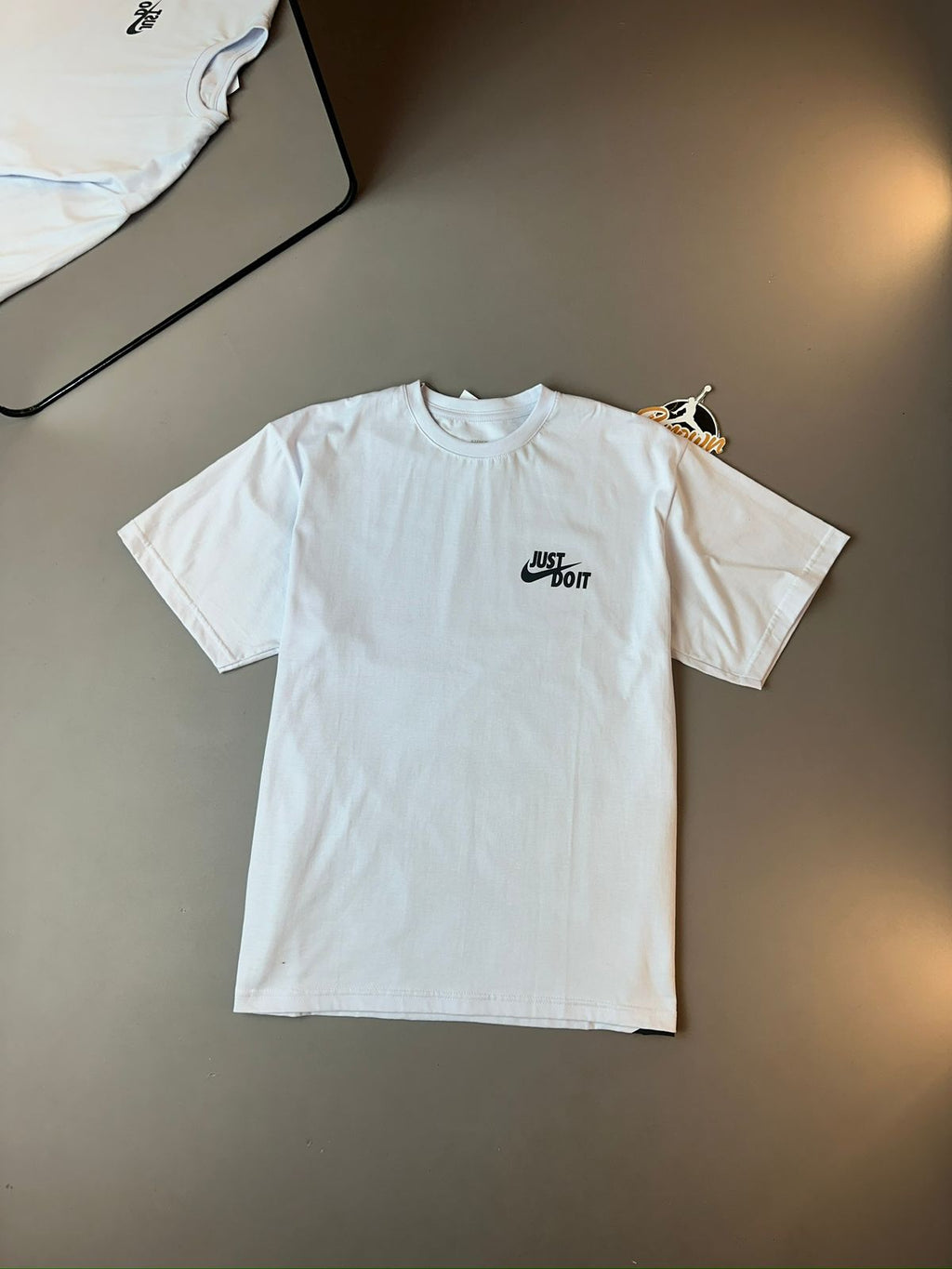 CAMISETA NIKE SPORTSWEAR JUST IT