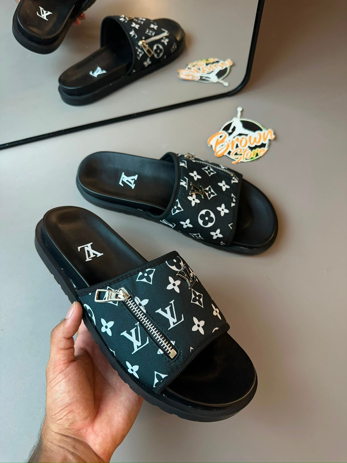 CHINELO LV SLIDE