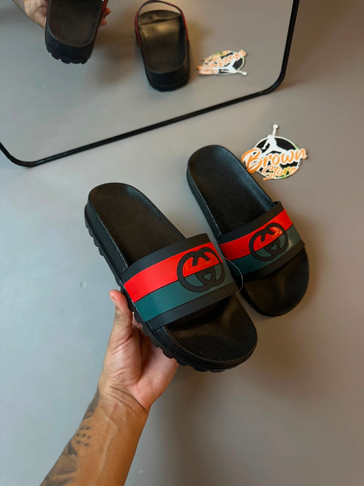 CHINELO GUCCI CG