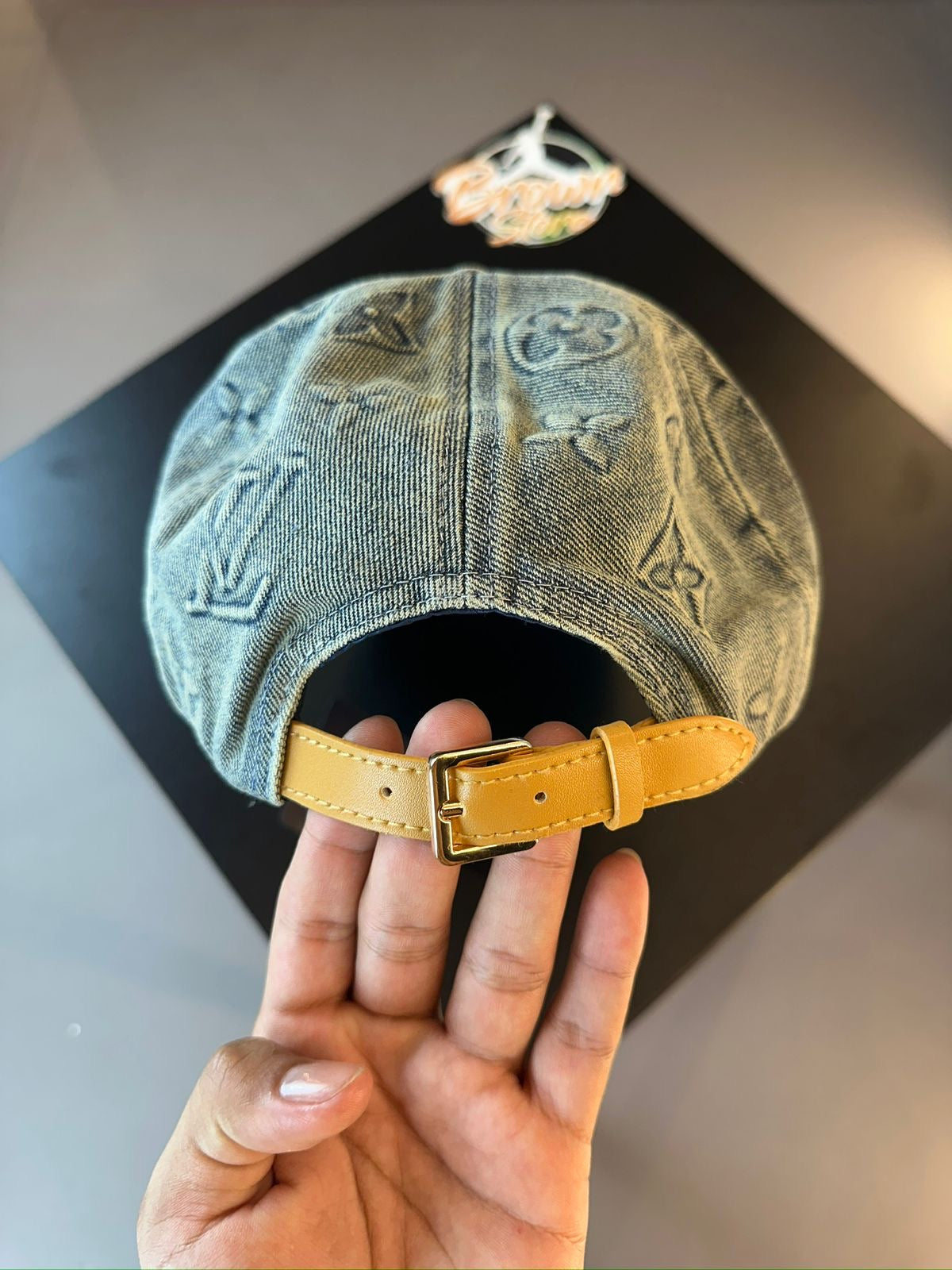 BONÉ LV JEANS IMPORTADO