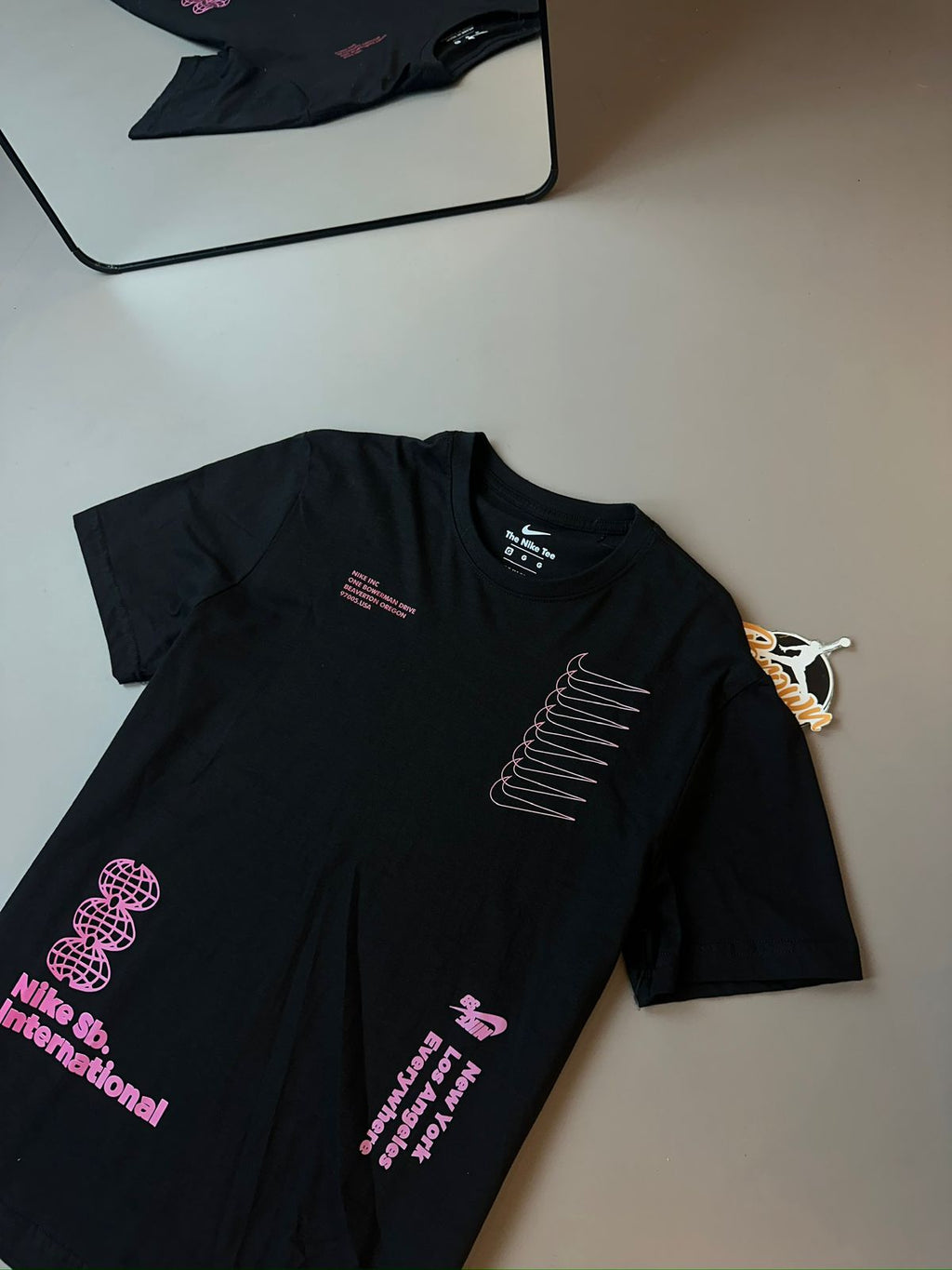 CAMISETA NIKE SB INTERNACIONAL