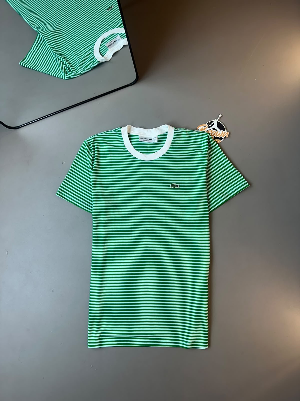CAMISETA LACOSTE LISTRADA VERDE