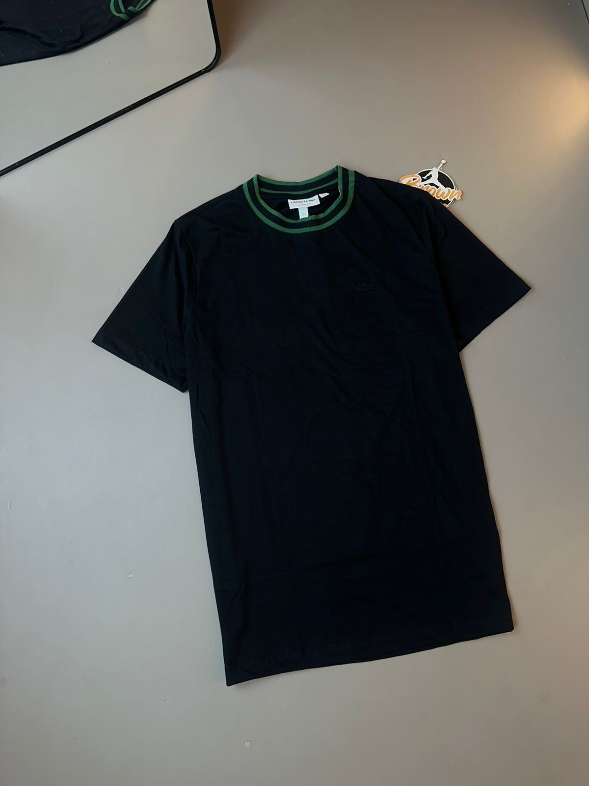 CAMISETA LACOSTE SPORT COLARINHO CANELADO PTO