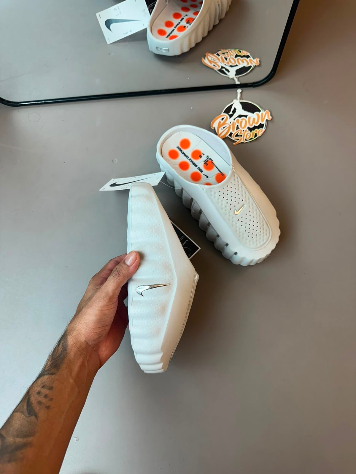 CHINELO SLIDE NIKE MIND 001 - CINZA