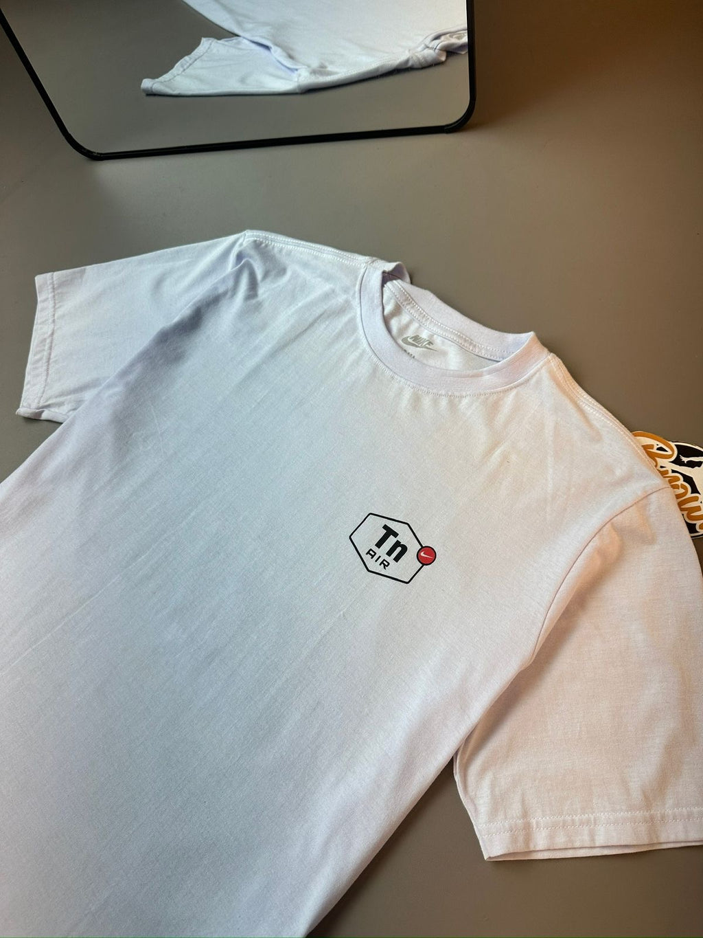 CAMISETA NIKE TN TUNED
