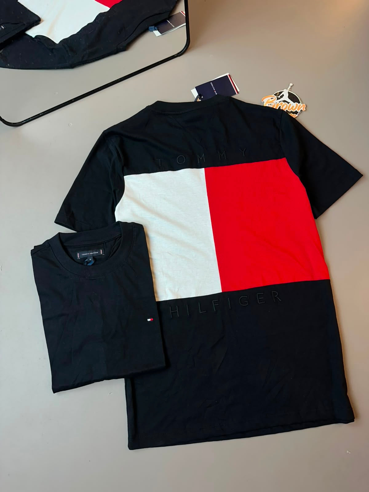 CAMISETA TOMMY HILFIGER DUPLA