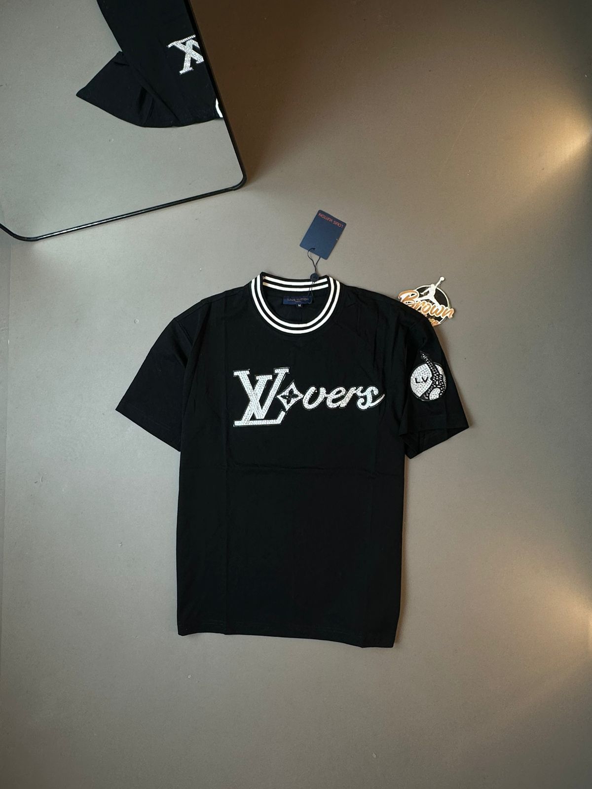 CAMISETA LV IMPORTADA LOVES