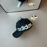 BONÉ ADIDAS LETREIRO P