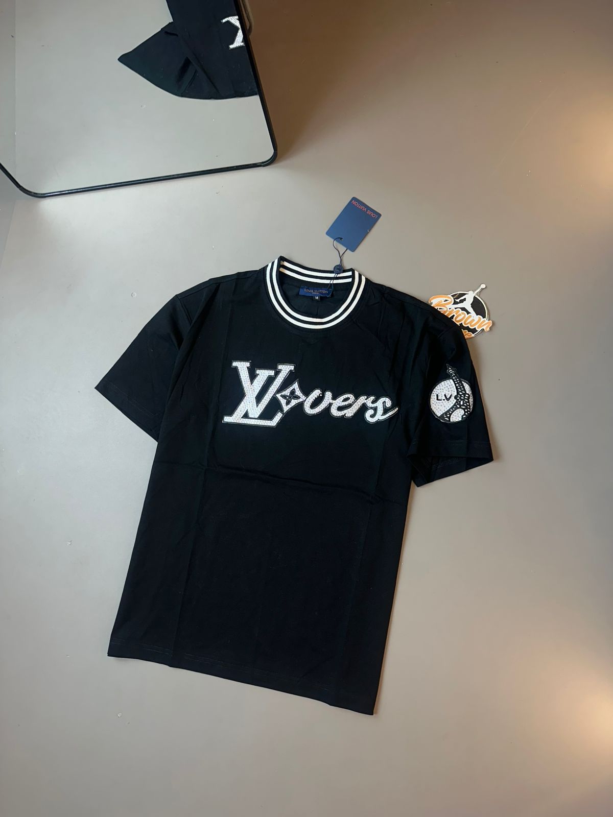 CAMISETA LV IMPORTADA LOVES