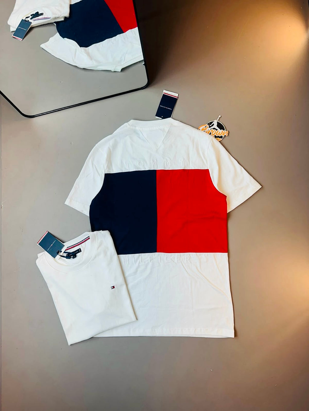 CAMISETA TOMMY HILFIGER DUPLA BRANCA