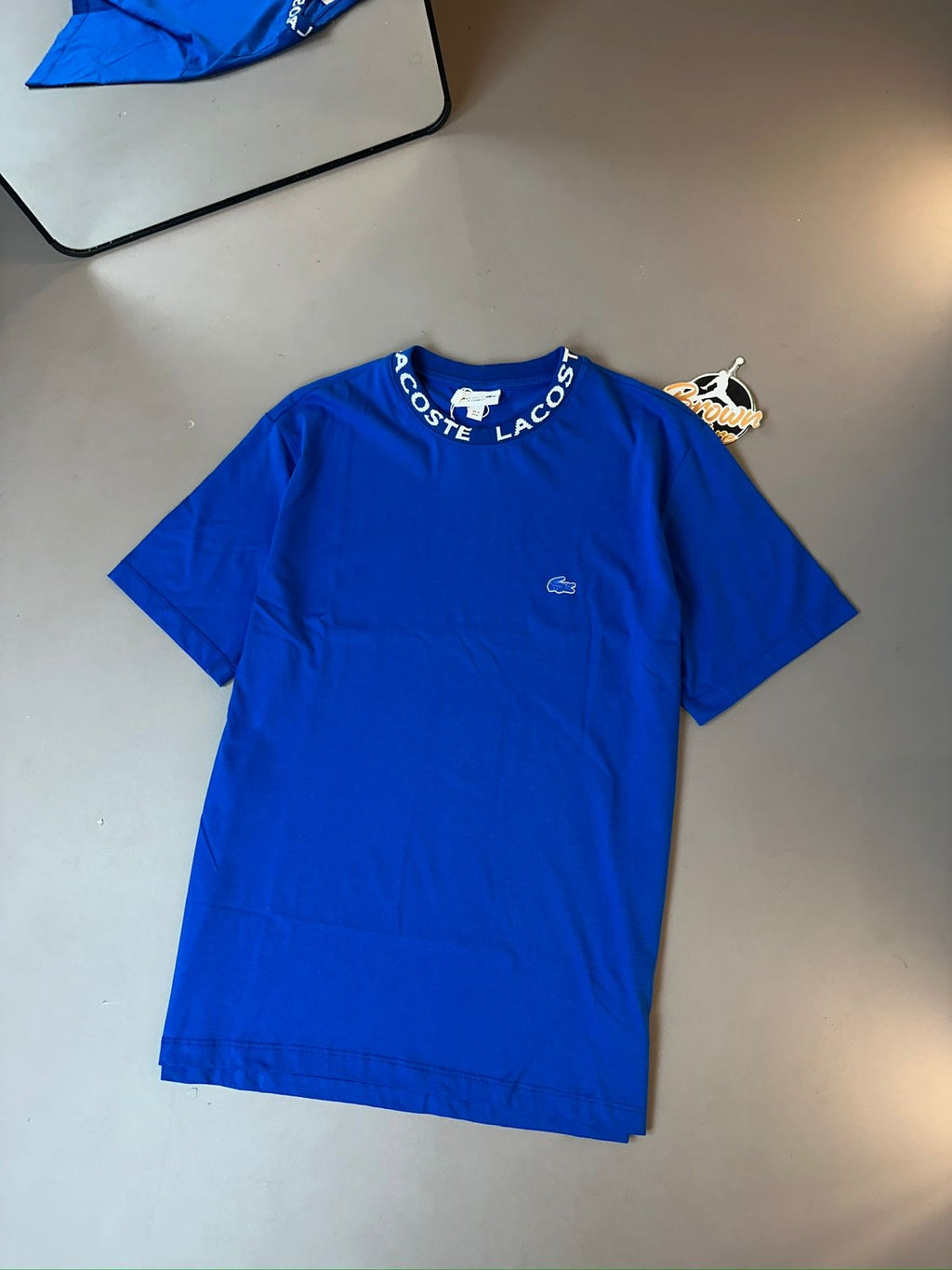 CAMISETA LACOSTE RIB GLOBE SPORT