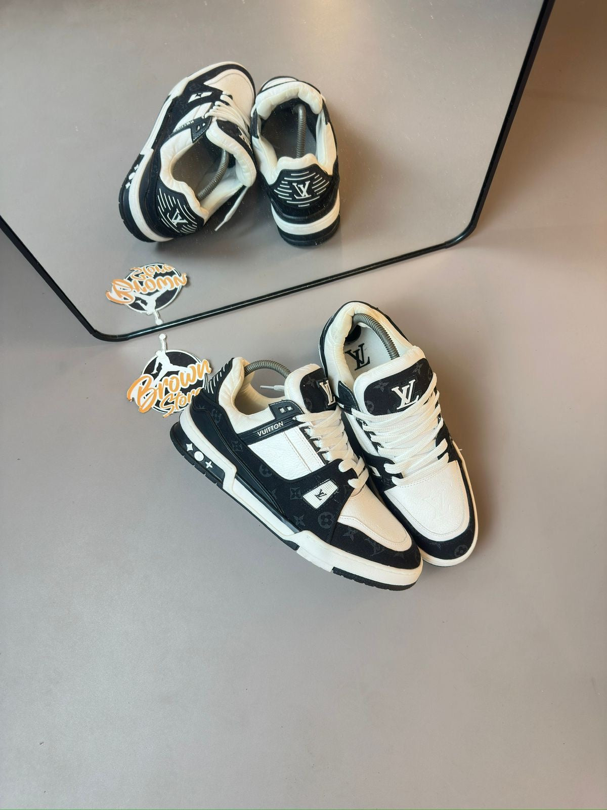 TÊNIS LOUIS VUITTON TRAINER