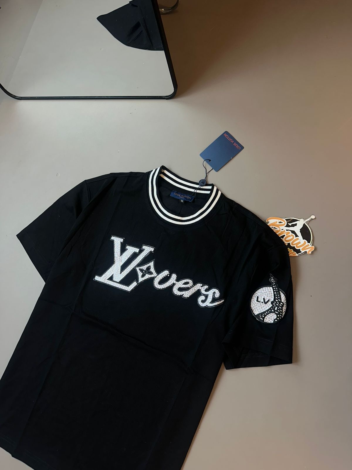 CAMISETA LV IMPORTADA LOVES