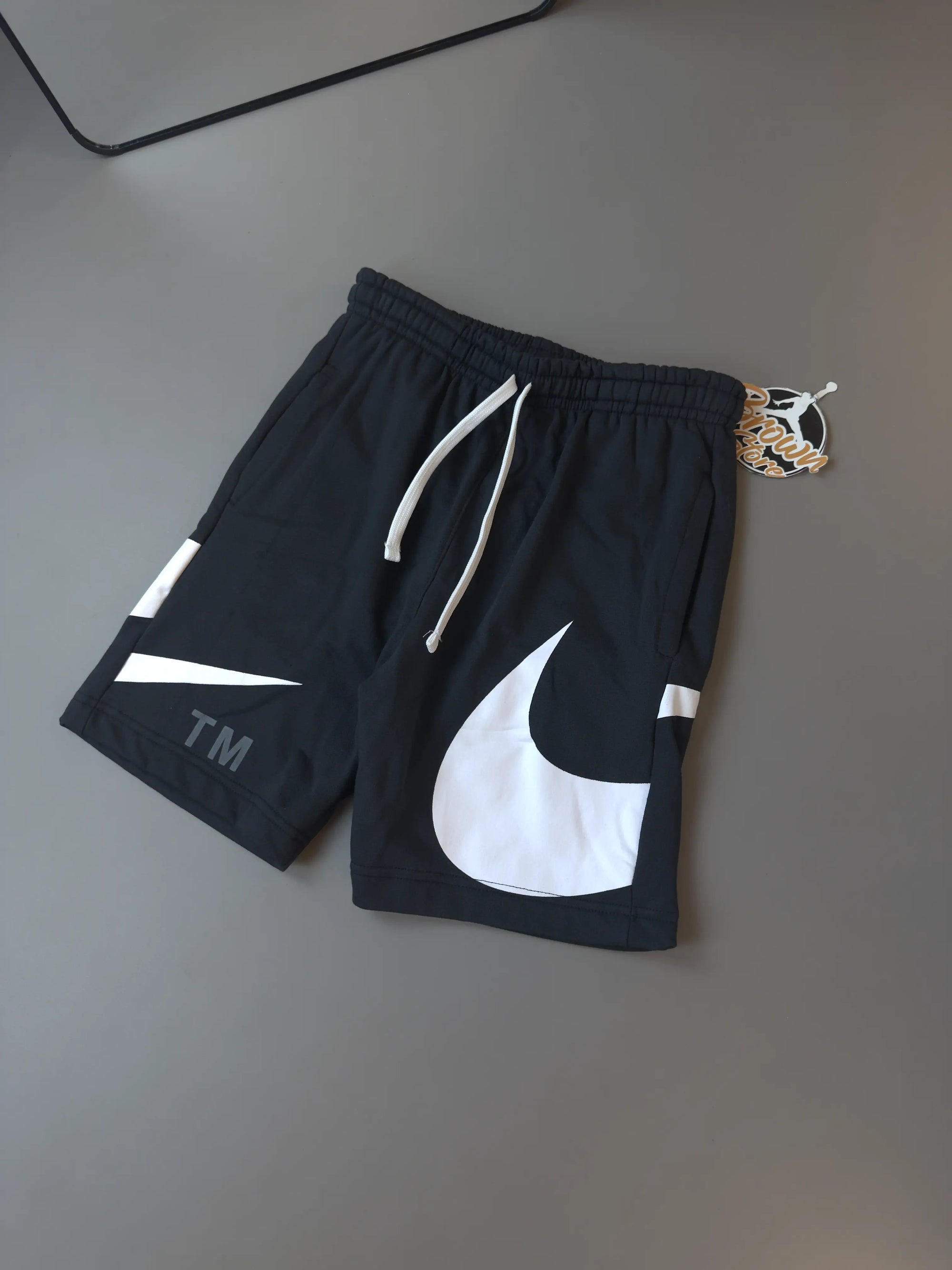BERMUDA MOLETOM NK BIG SWOOSH TM