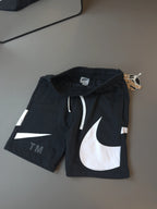 BERMUDA MOLETOM NK BIG SWOOSH TM