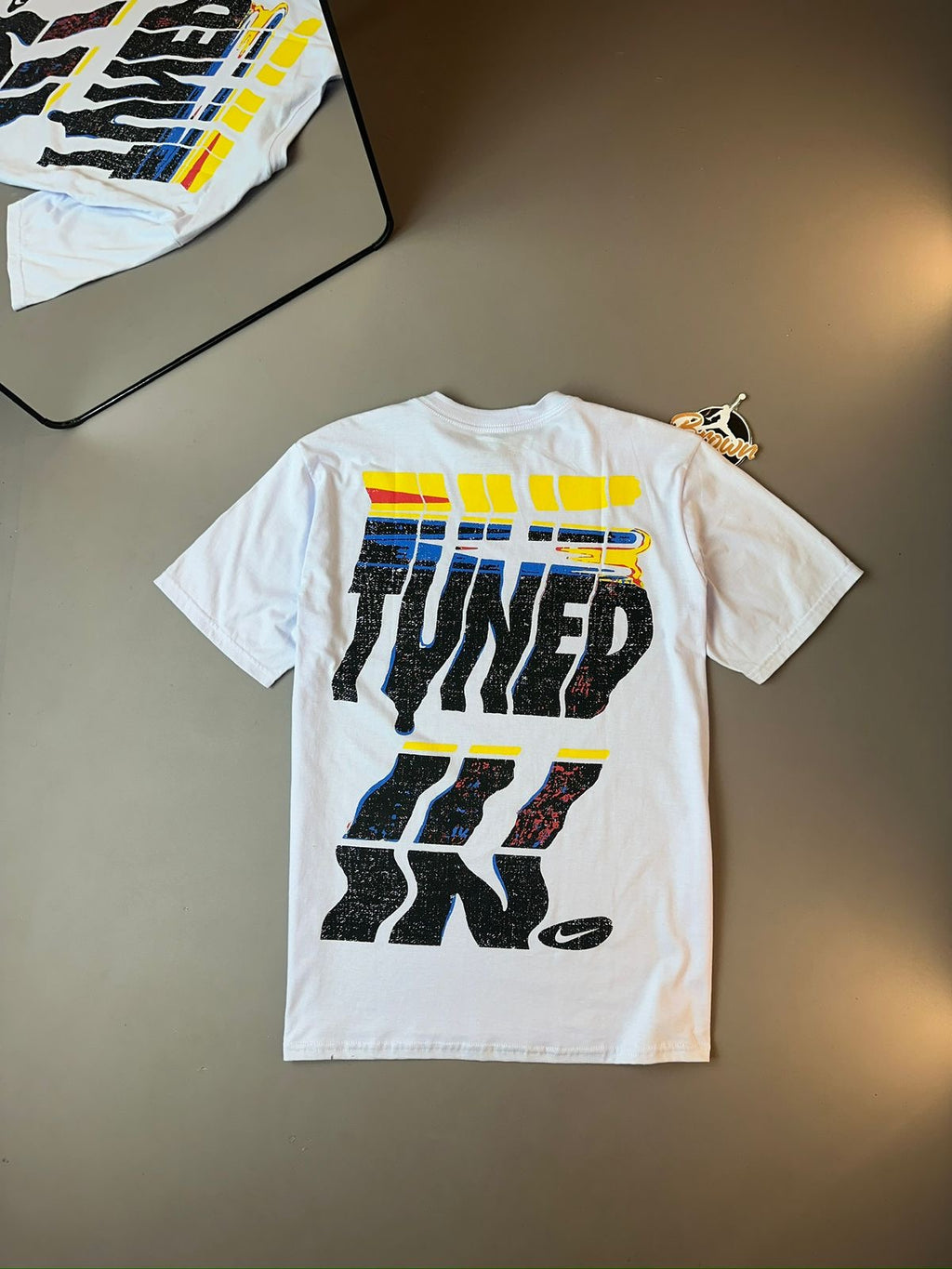 CAMISETA NIKE TN TUNED