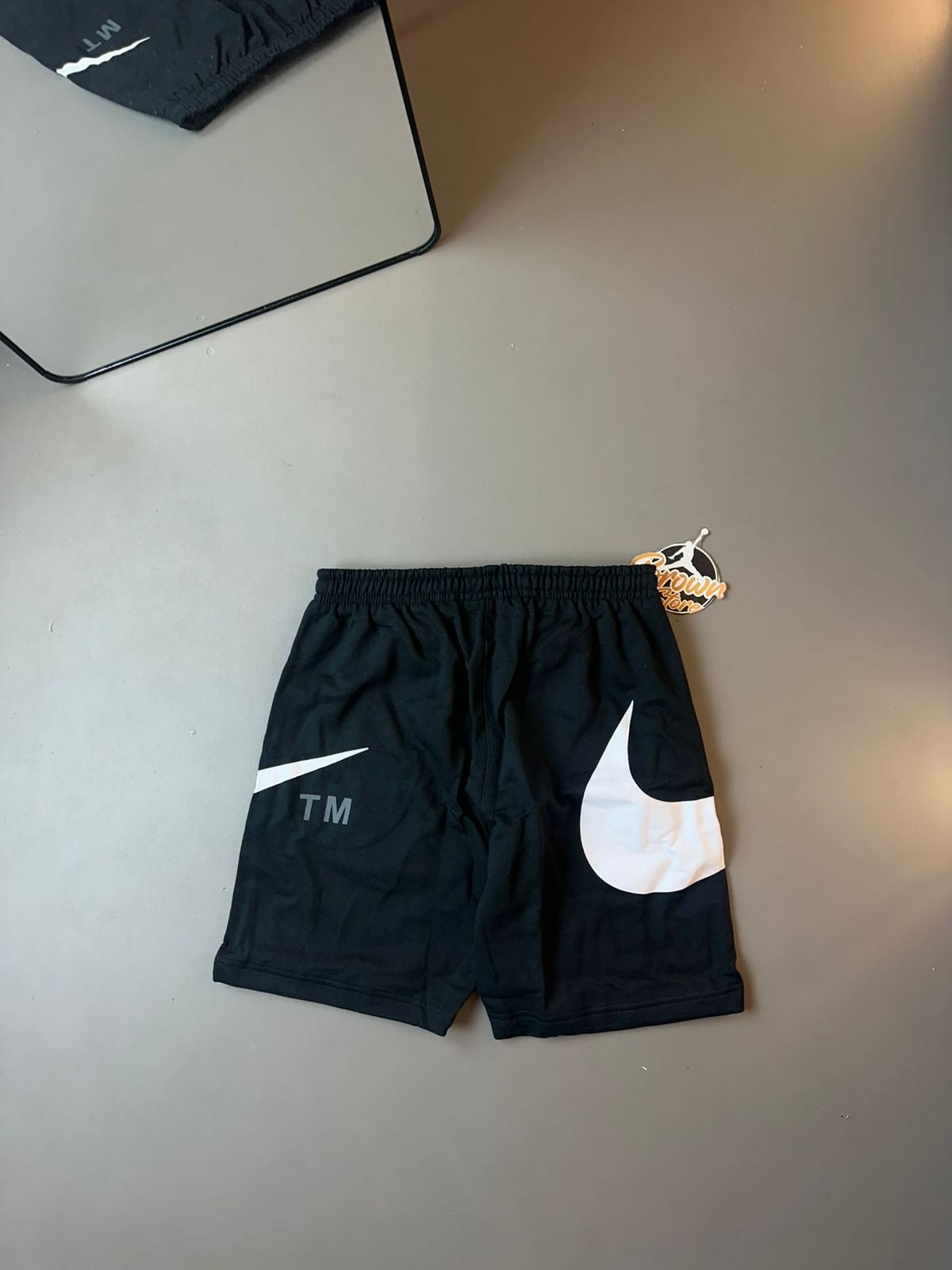 BERMUDA MOLETOM NK BIG SWOOSH TM