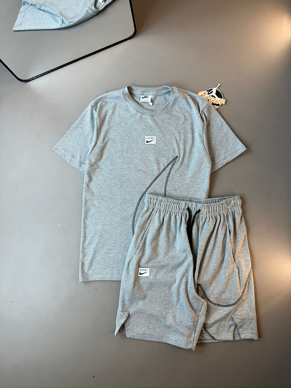 CONJUNTO NIKE MALHÃO SWOOSH