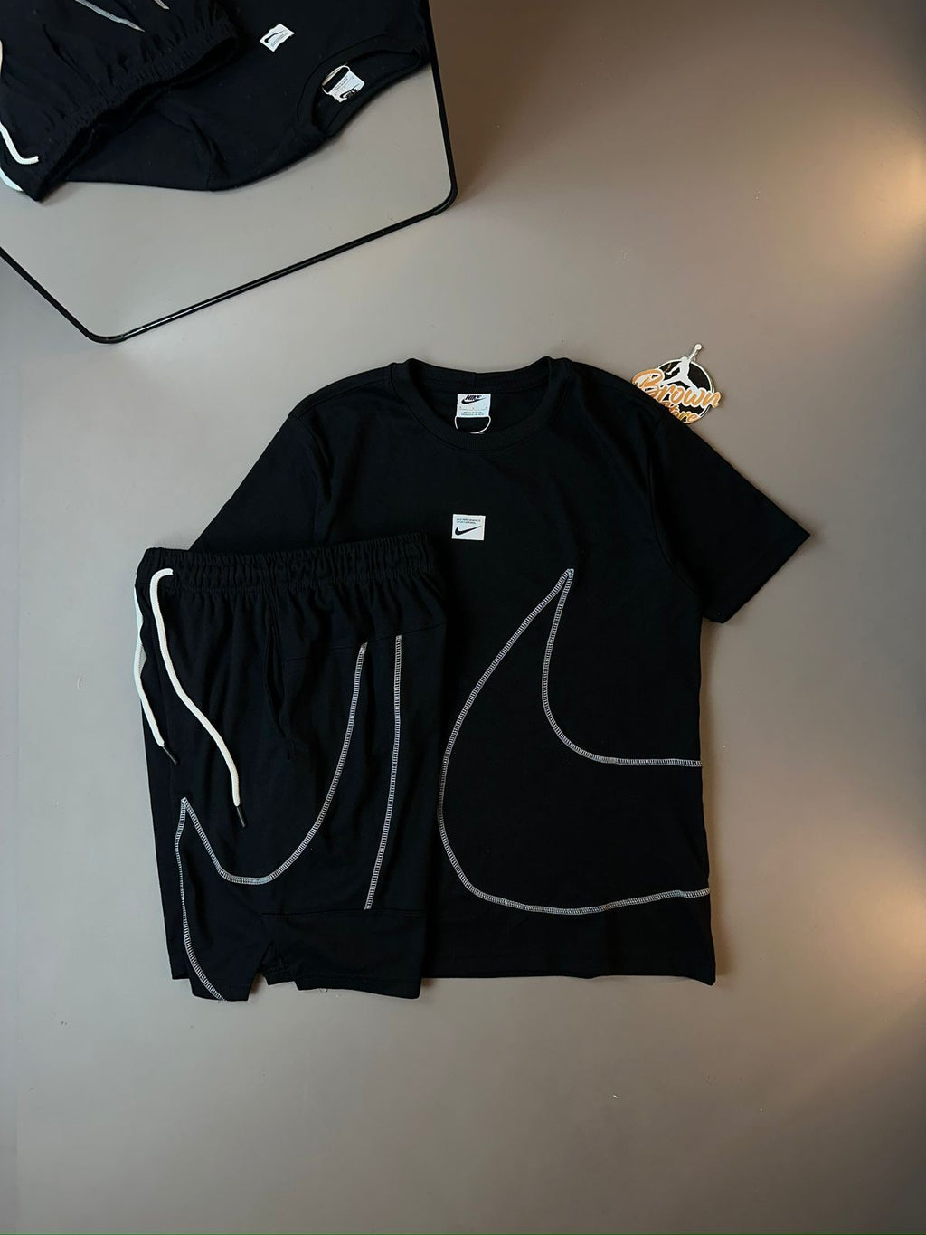 CONJUNTO NIKE MALHÃO SWOOSH