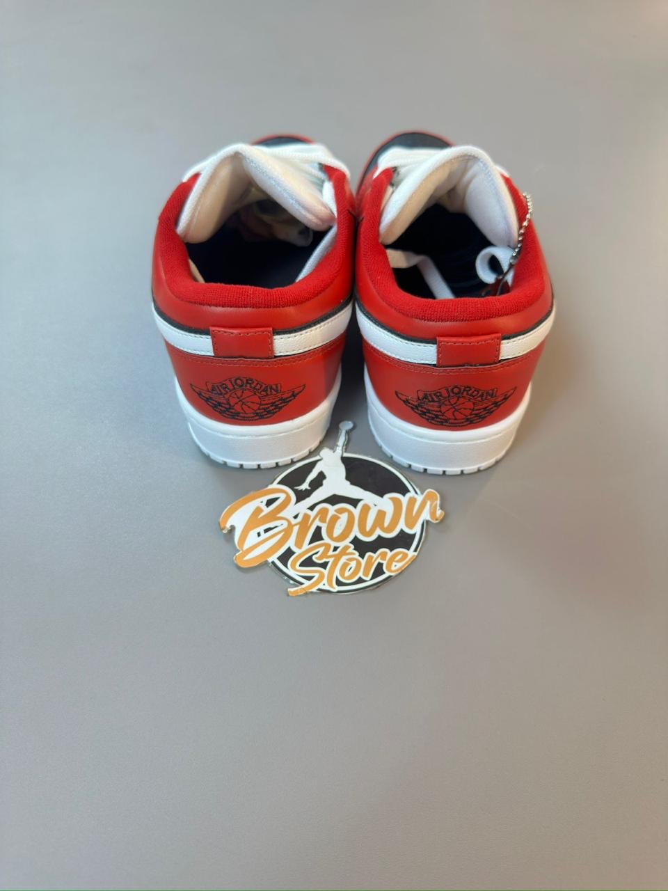 TÊNIS NIKE AIR JORDAN 1 LOW