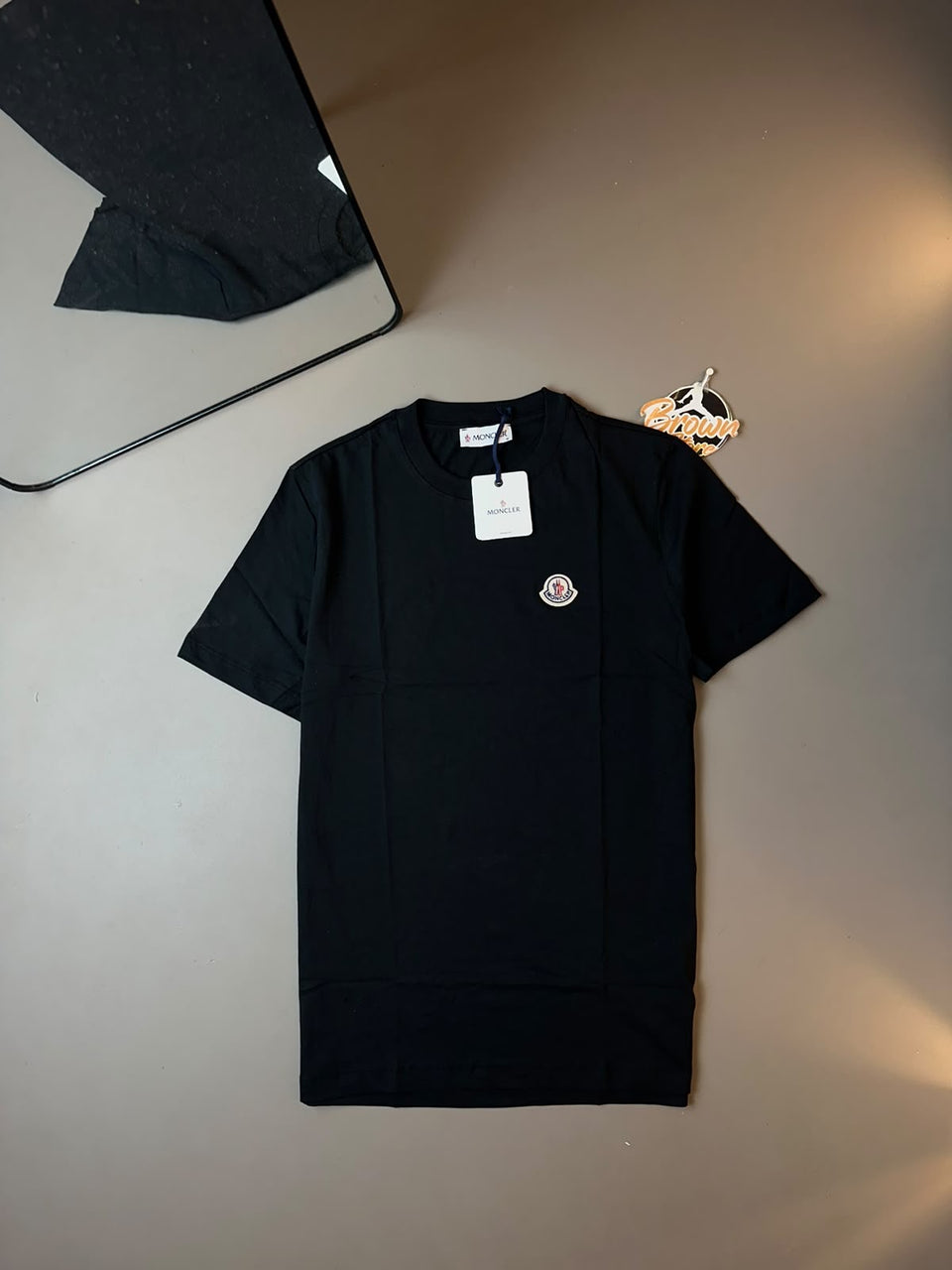 CAMISETA MONCLER BÁSICA - PRETA