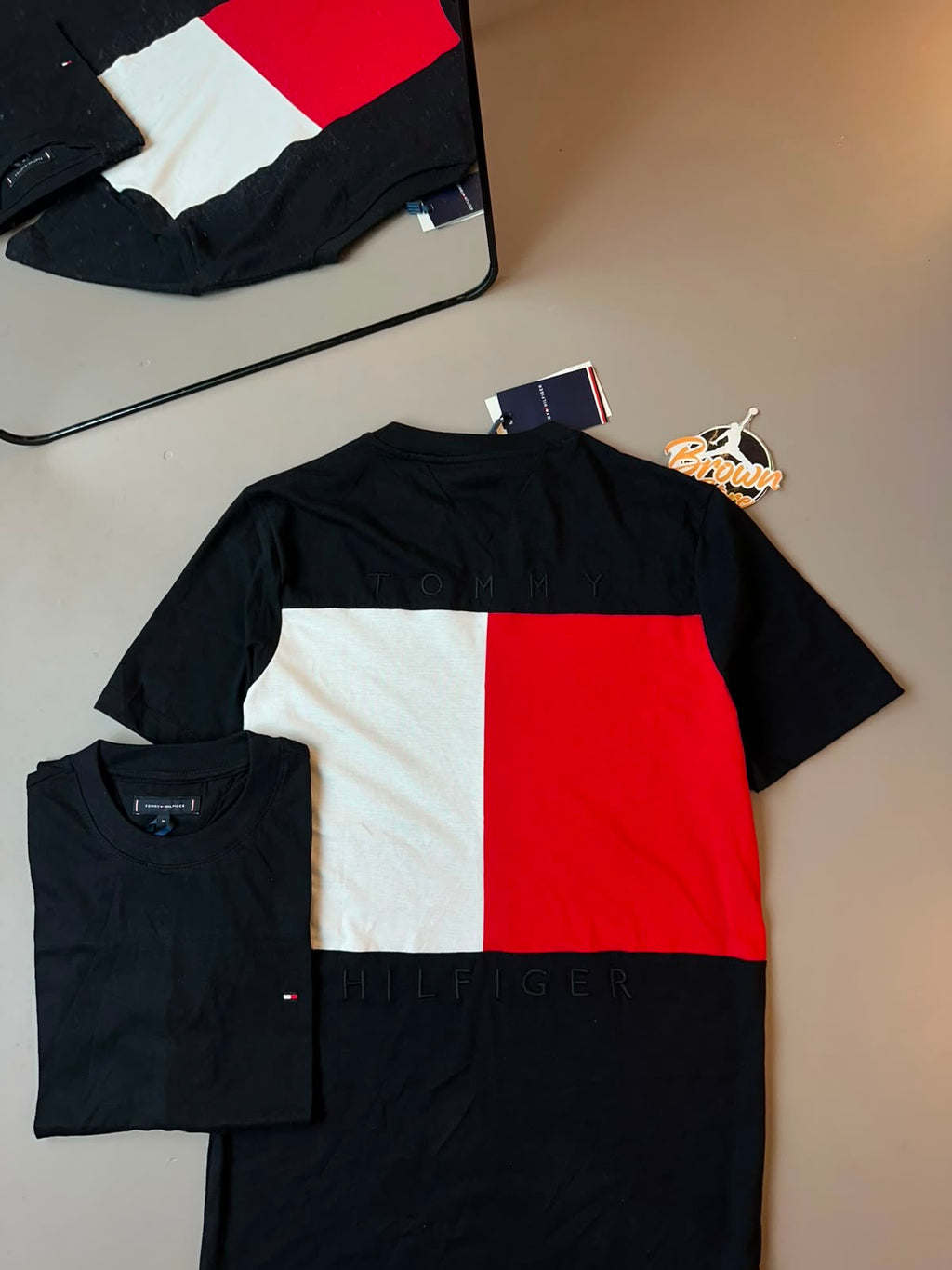CAMISETA TOMMY HILFIGER DUPLA