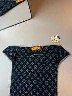 CAMISETA LV RELEVO PRETA