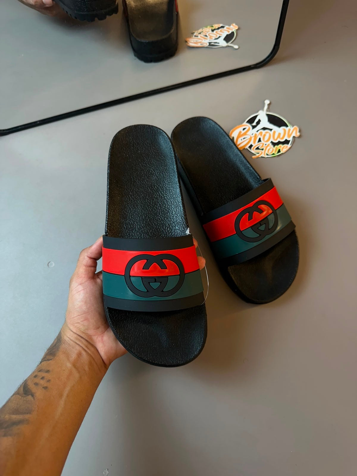 CHINELO GUCCI CG