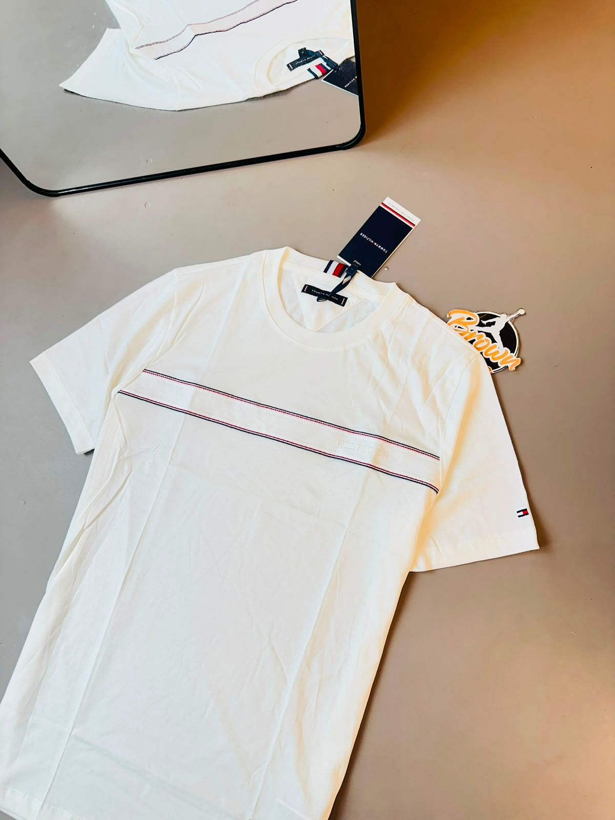 CAMISETA TOMMY HILFIGER - HILF BRANCA