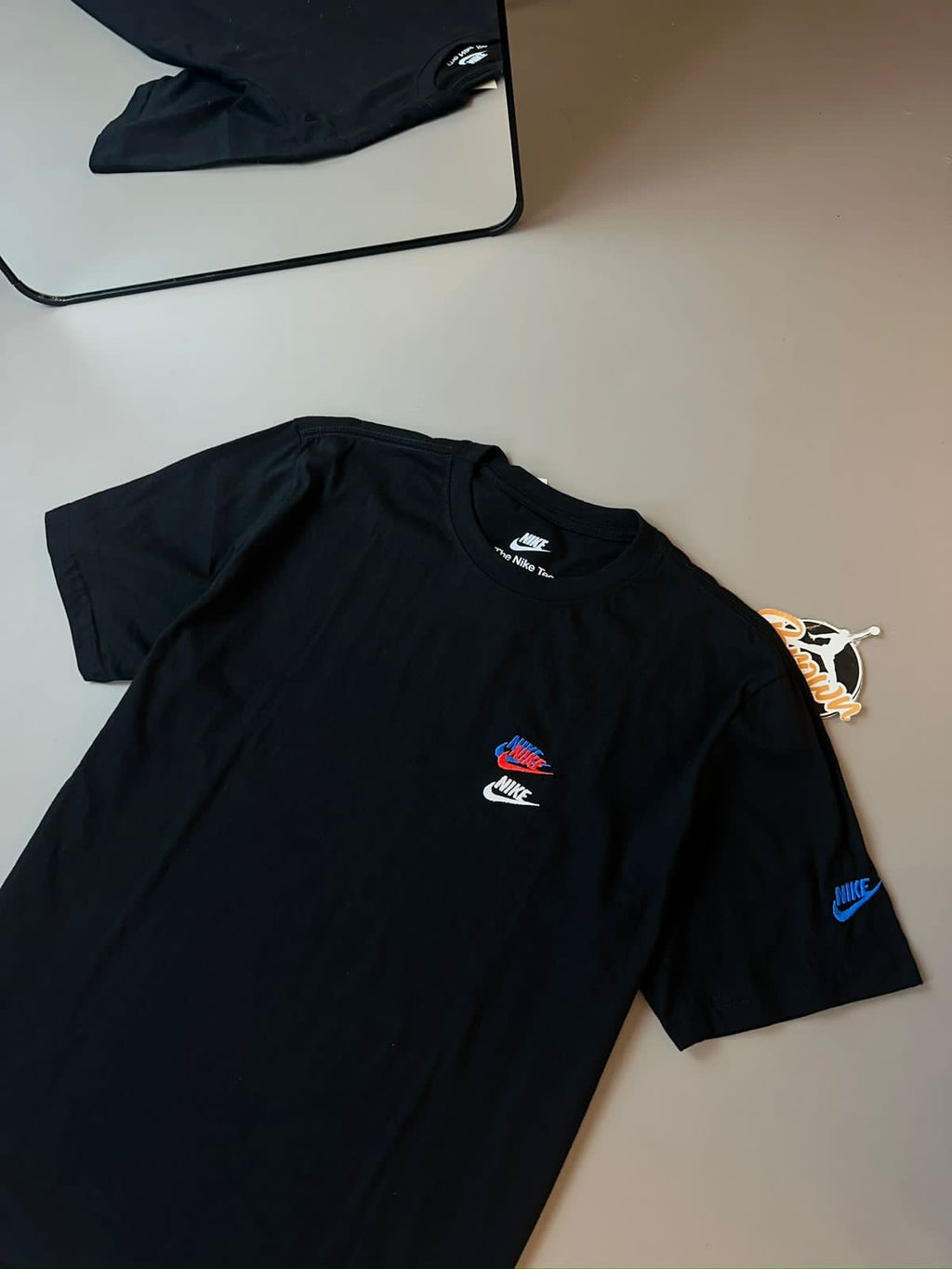 CAMISETA NIKE SPORTSWEAR MULTNIKE