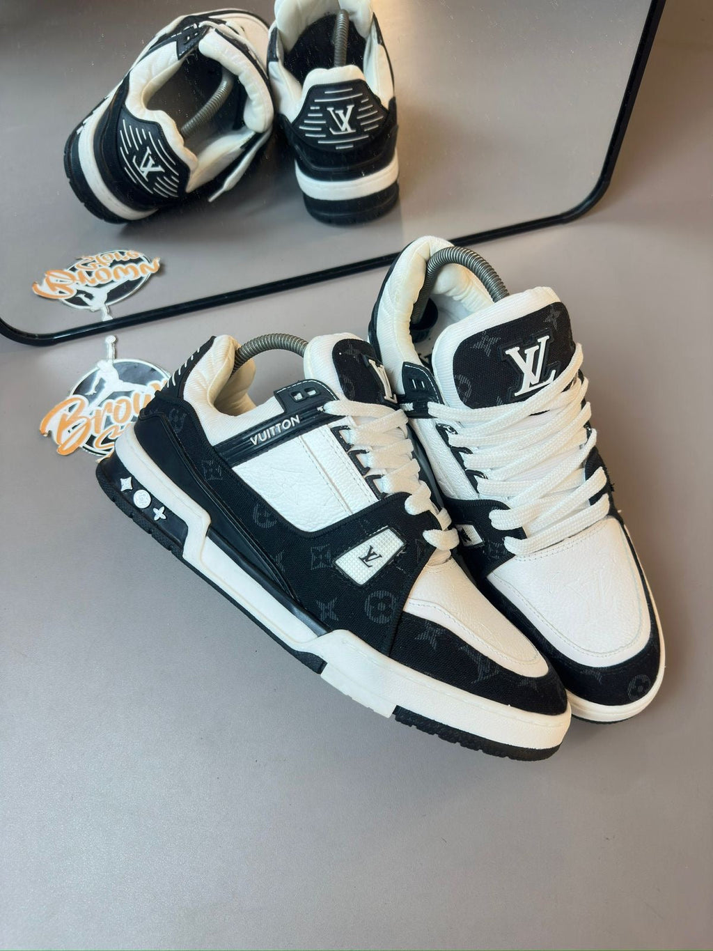 TÊNIS LOUIS VUITTON TRAINER